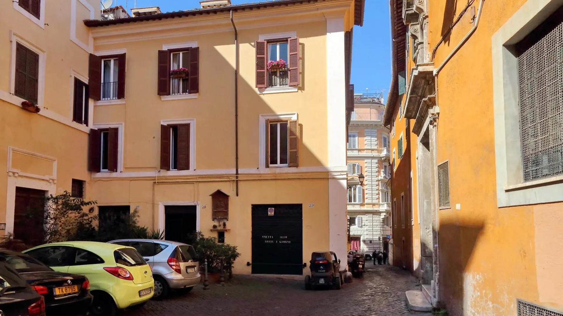 Pantheon Charming Attic | Romeloft Apartment  Rome